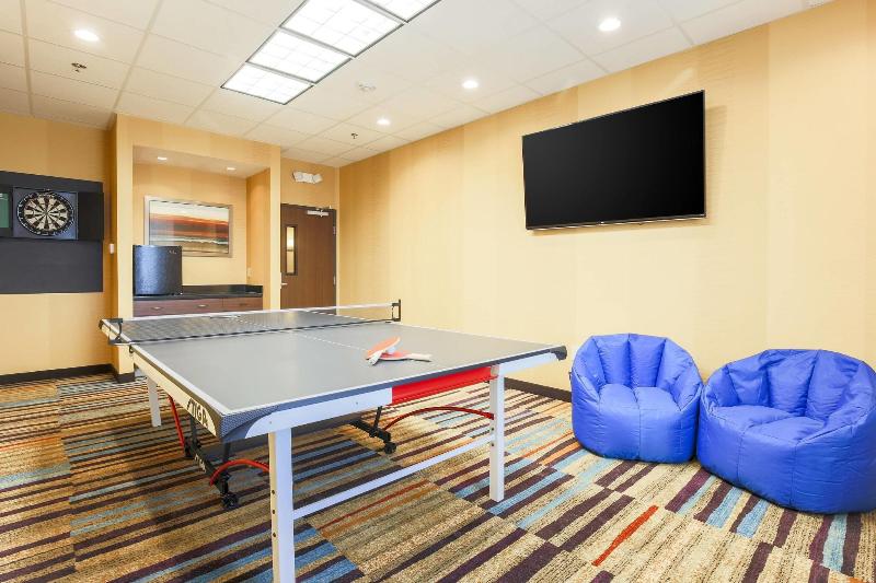 Отель Fairfield Inn & Suites By Marriott Pleasanton