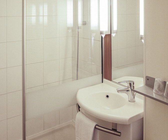 فندق Hôtel Ibis Cambrai