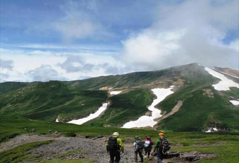 فندق K S House Hokkaido  Asahidake Onsen Hostel