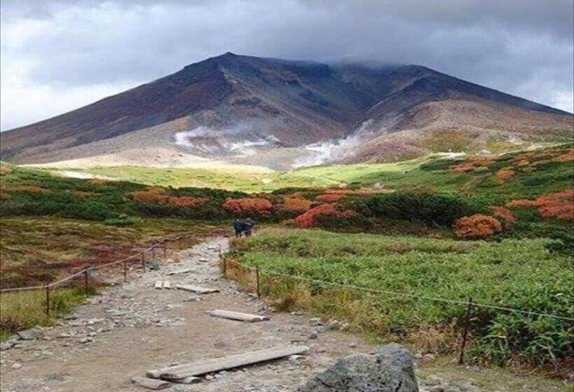 فندق K S House Hokkaido  Asahidake Onsen Hostel