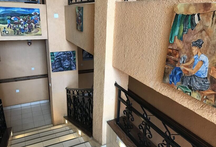 هتل Kwetu Residence Inn