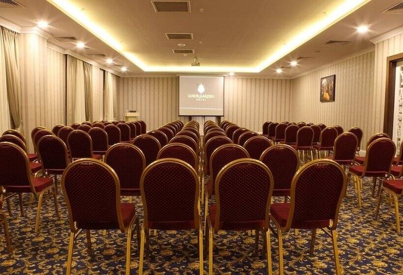 בית מלון כפרי Luxor Garden