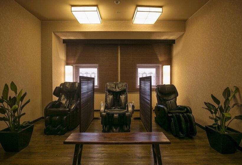 酒店 Nishitetsu Inn Kurosaki