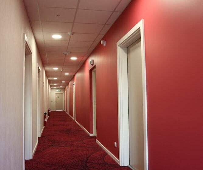 Fotos del hotel The Originals Westlodge Dardilly Lyon Nord:  20