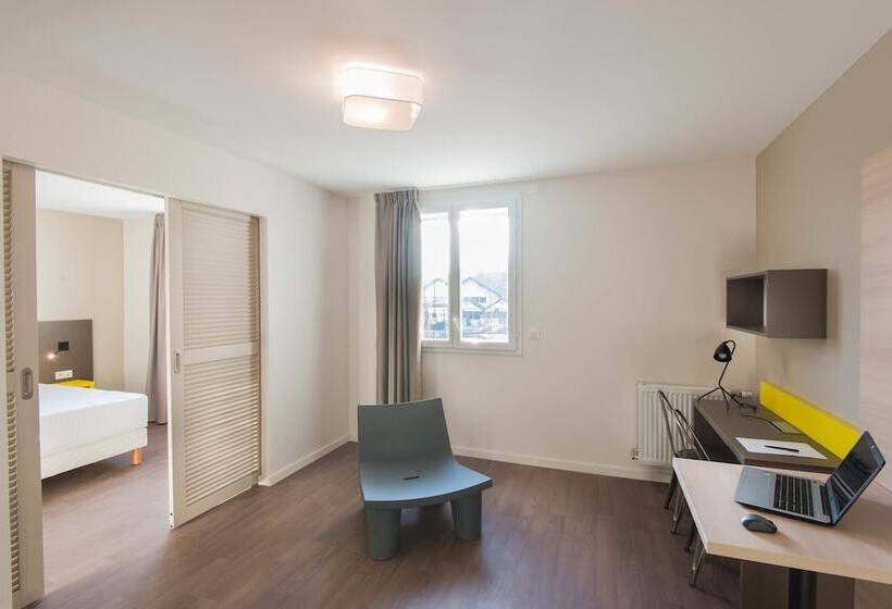 Fotos del hotel The Originals Westlodge Dardilly Lyon Nord:  25