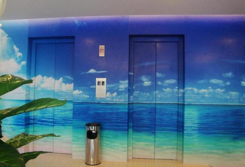 Top Hotel Manado By Gran Puri