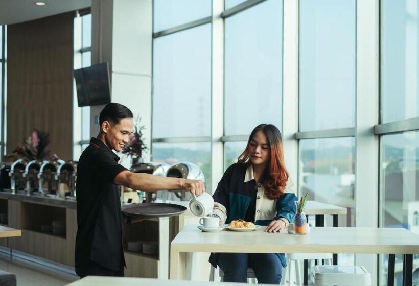 Fotos del hotel Fox Lite Hotel Metro Indah Bandung:  38