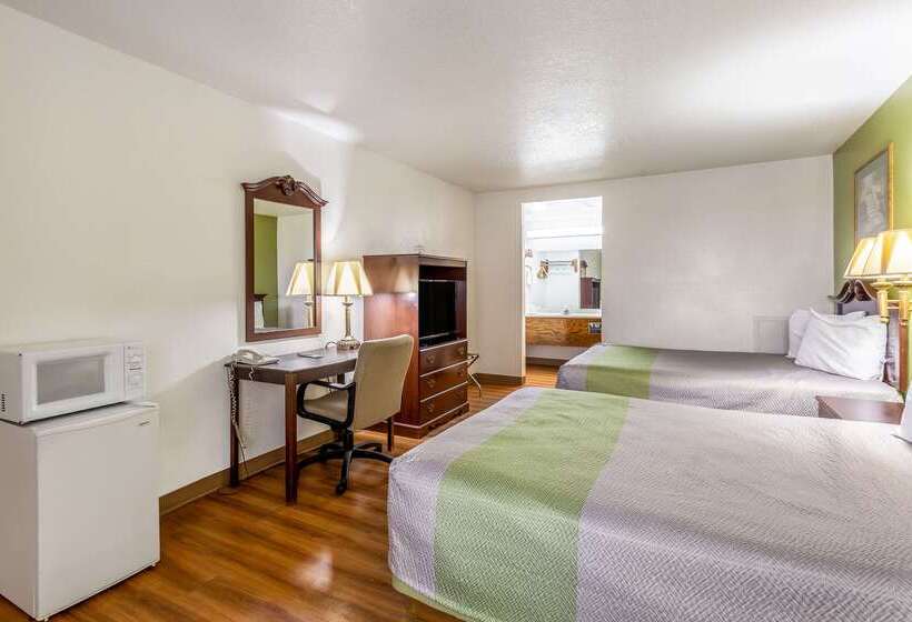 فندق على الطريق Rodeway Inn