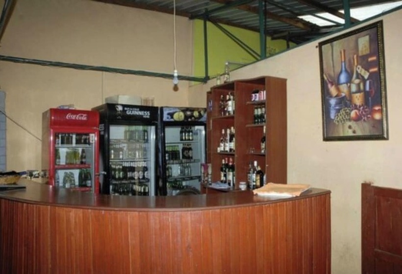 Parkview Safari Hotel And Apartments