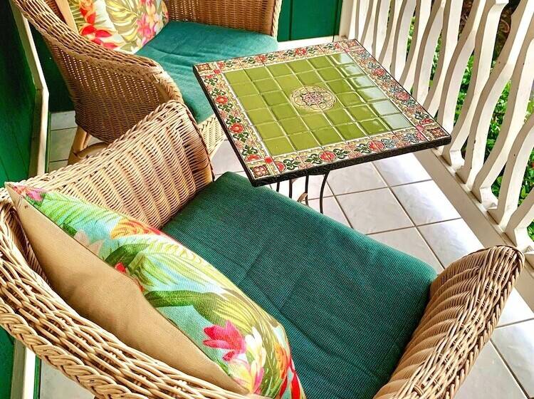 پانسیون Big Island Retreat