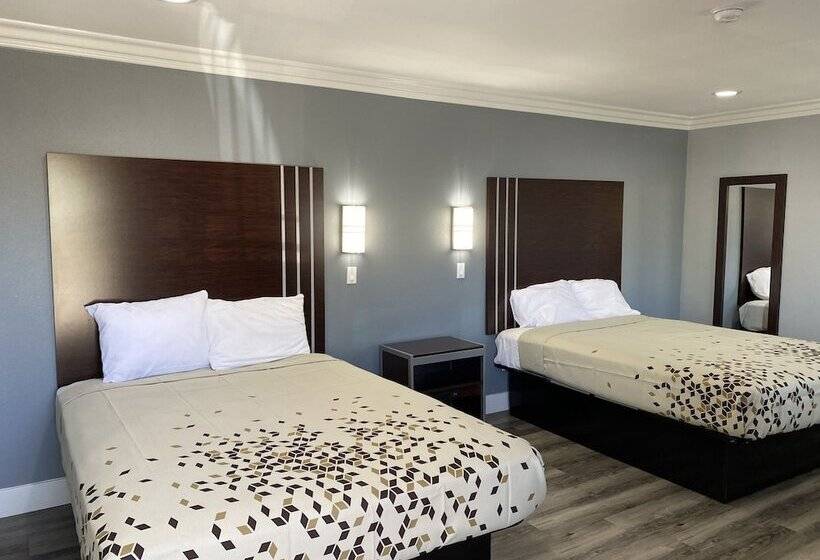 Regency Motel