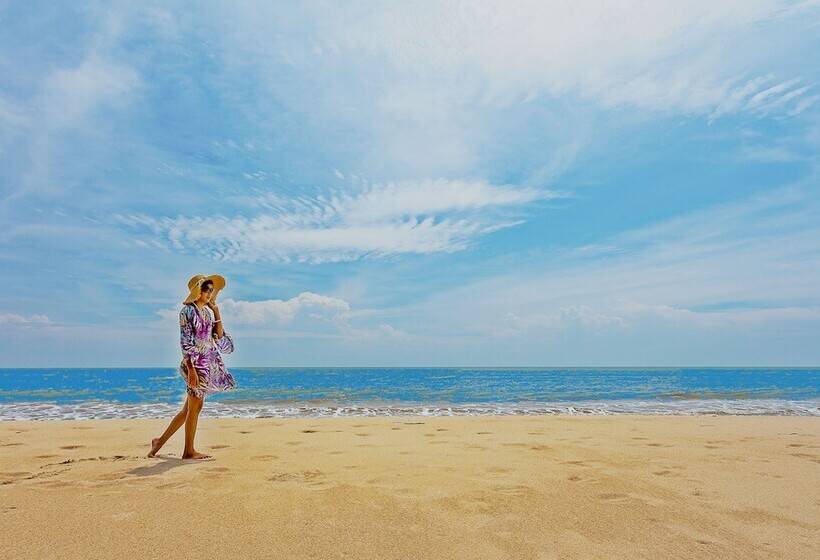 استراحتگاه Ataman Luxury Villas