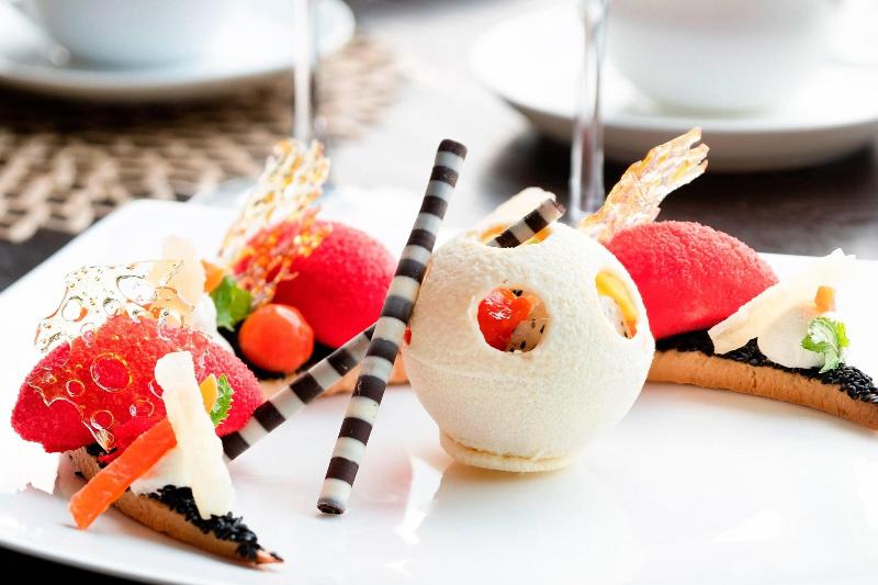 리조트 Le Méridien Dhaka