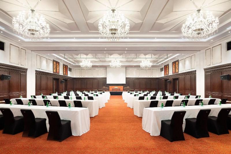 리조트 Le Méridien Dhaka