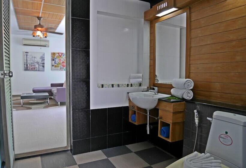 Suriya Som Villa