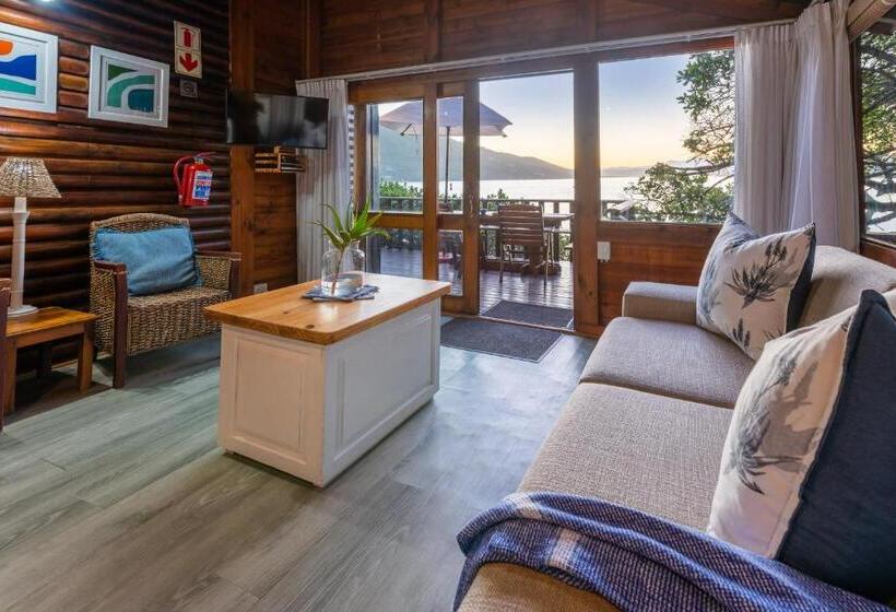 Under Milkwood Resort