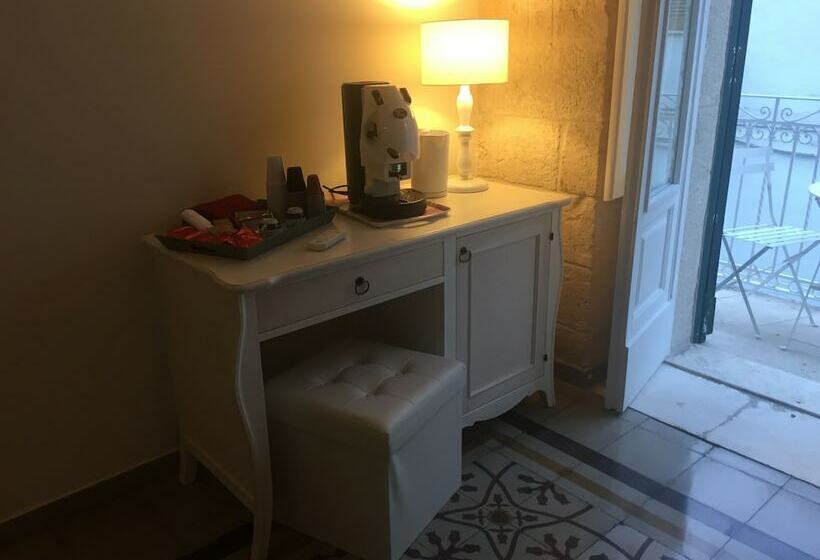 تختخواب و صبحانه Dimora Girolamo Charming Rooms