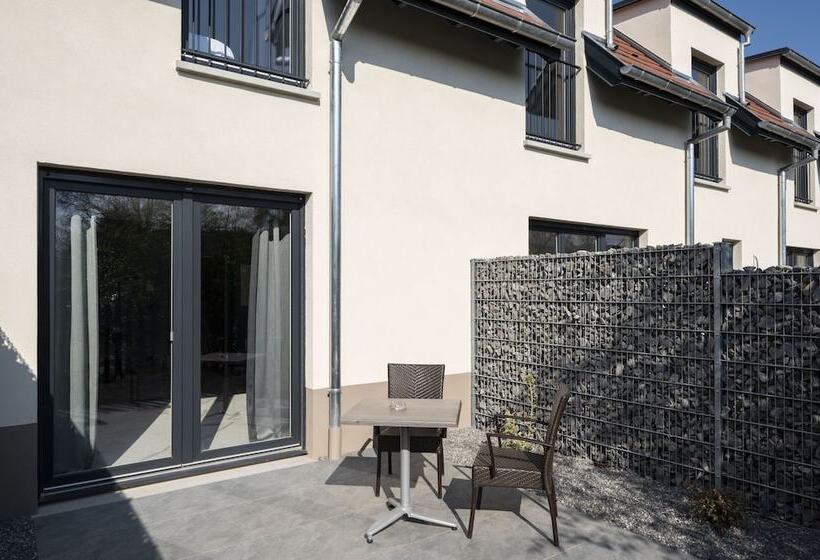 تختخواب و صبحانه Il Nido