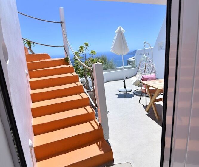 تختخواب و صبحانه Maria Paradeiso Resort