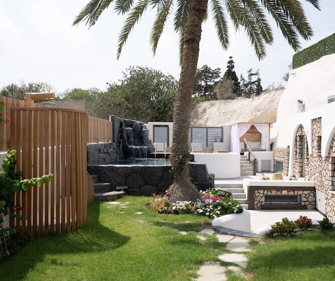 هتل Occhio Villas Santorini