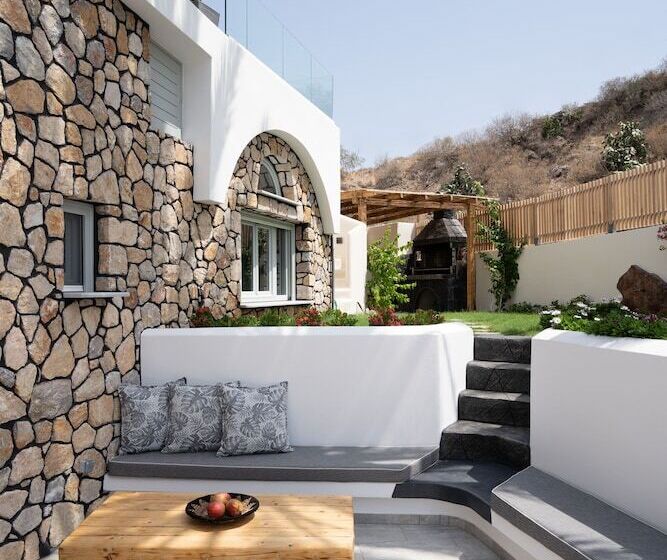 هتل Occhio Villas Santorini