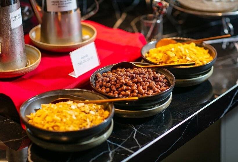 Hanoi Lion Boutique Hotel & Spa