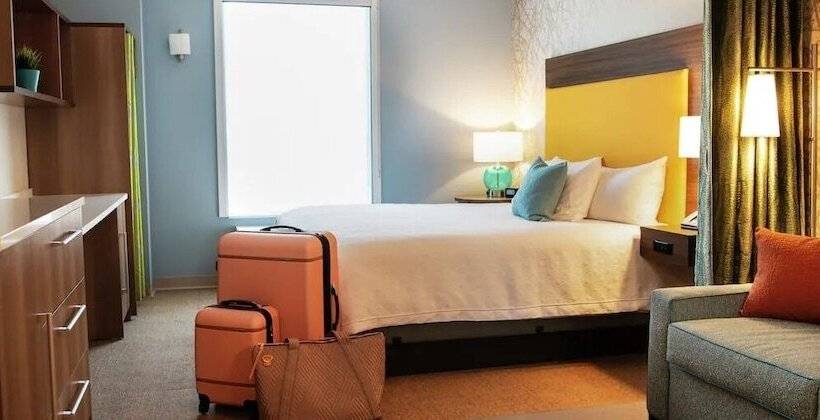 هتل Home2 Suites By Hilton Cedar Rapids Westdale