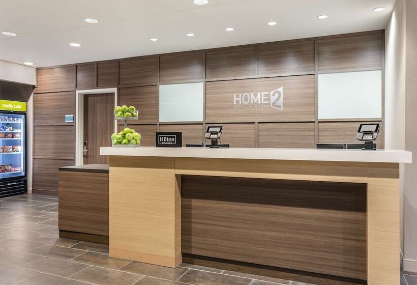 هتل Home2 Suites By Hilton Cedar Rapids Westdale
