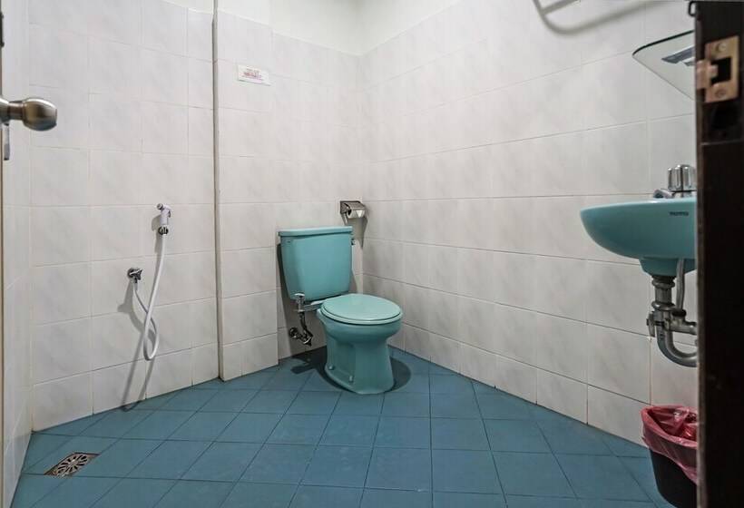 酒店 Oyo 91184 Penginapan Indah Permai