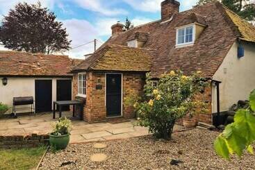 Magical & Unique Grade 2 Listed Cottage