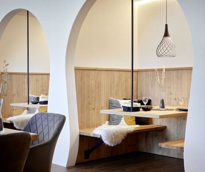 Maximilian Appartements