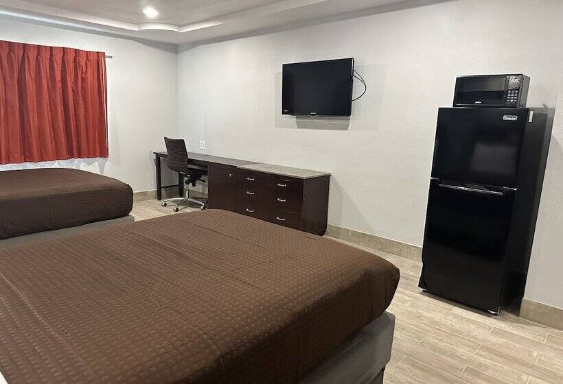 فندق على الطريق Executive Inn