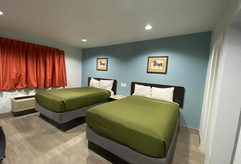 مُتل Executive Inn