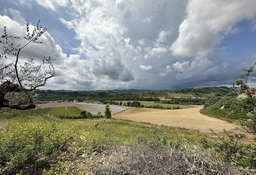 مبيت وإفطار Casale Om Shanti