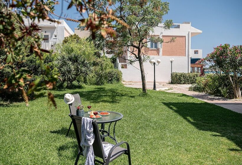 Elena Seafront Luxury Apartments