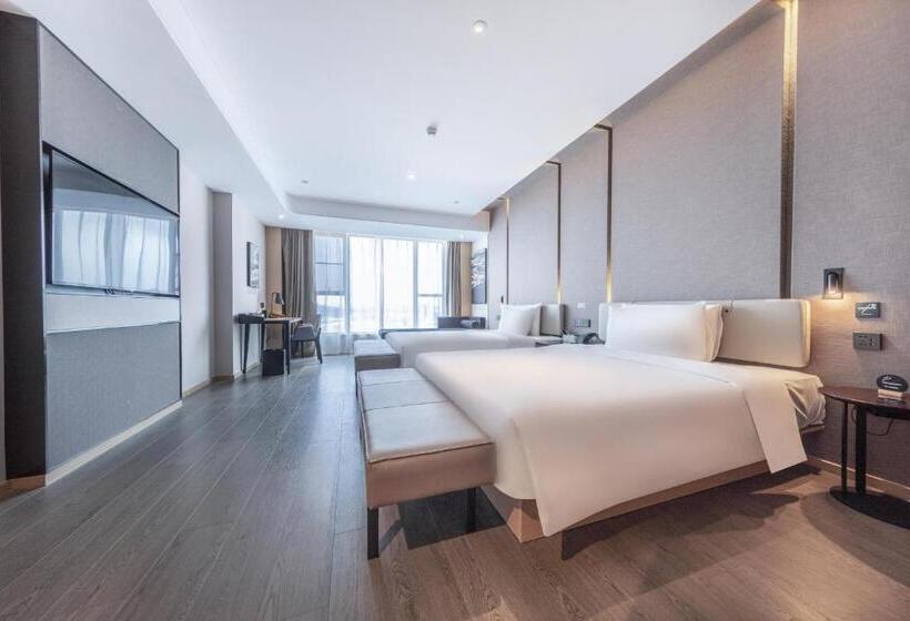 Atour Hotel Dongguan Fenggang