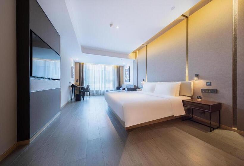 Atour Hotel Dongguan Fenggang