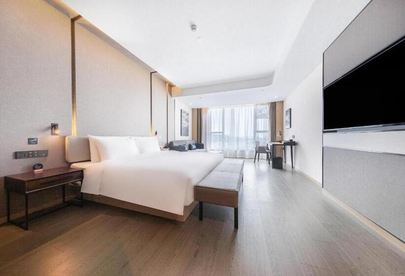 Atour Hotel Dongguan Fenggang
