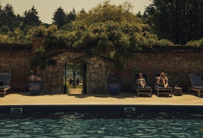 هتل Fritton Lake   The Clubhouse