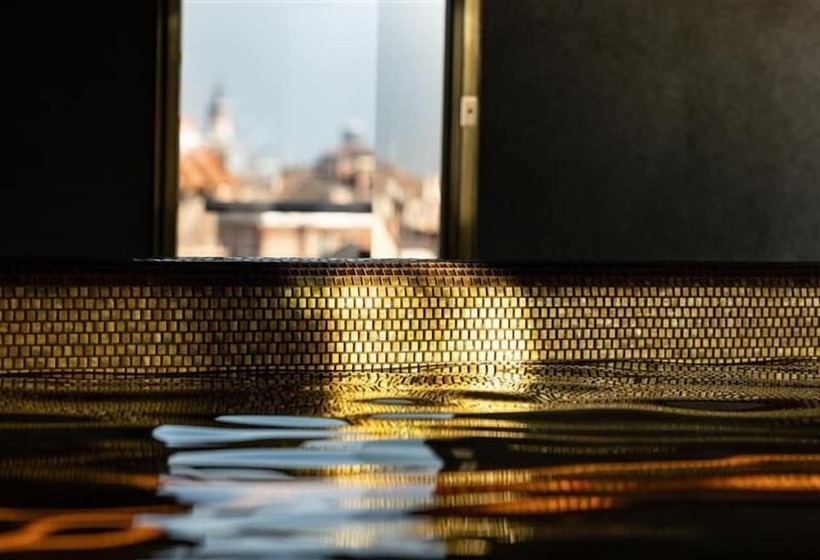 هتل Nolinski Venezia   Evok Collection