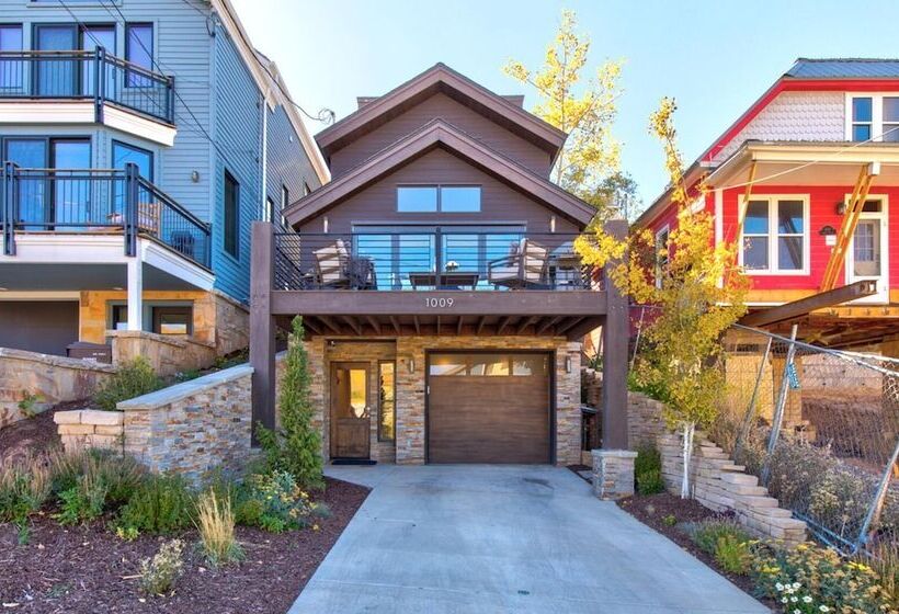 Empire 4 Bedrooms Pea 1009 By Kbm