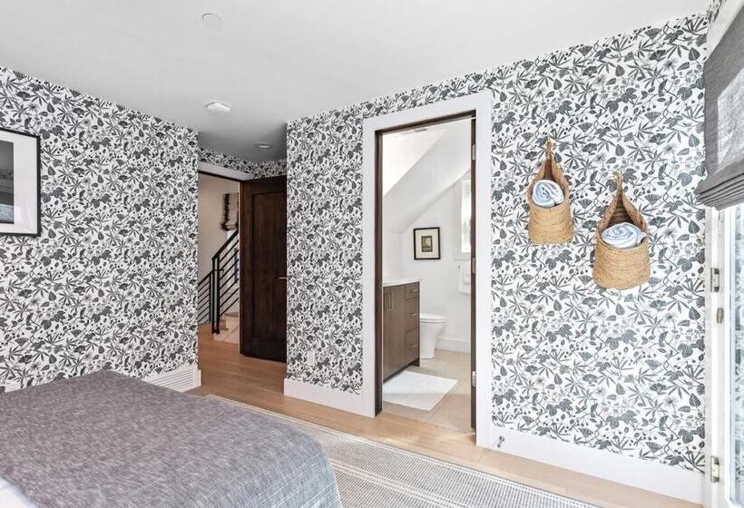 Empire 4 Bedrooms Pea 1009 By Kbm
