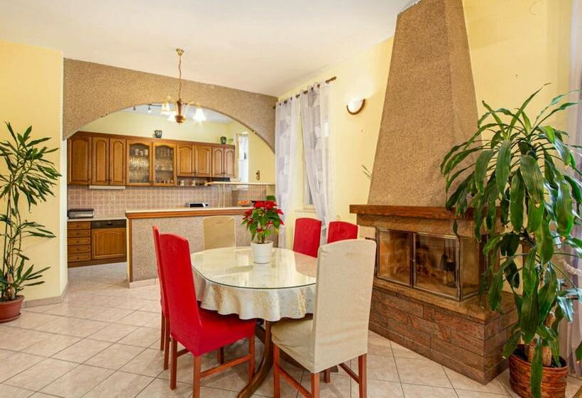 Резиденция Private House With Pool, Sea View And Big Garden