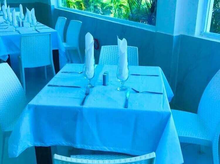 تختخواب و صبحانه Daymond Blue
