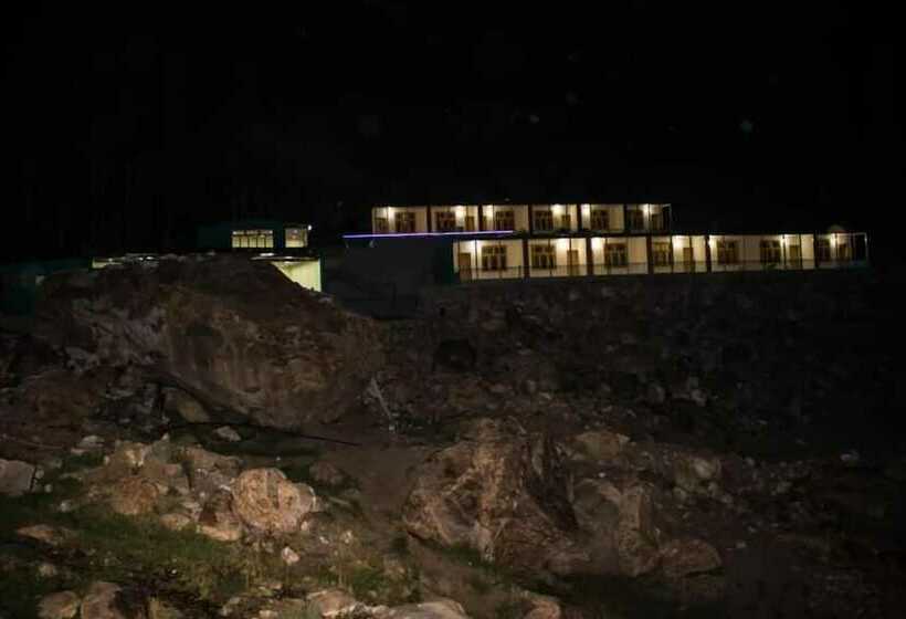 هتل Eden Lake View