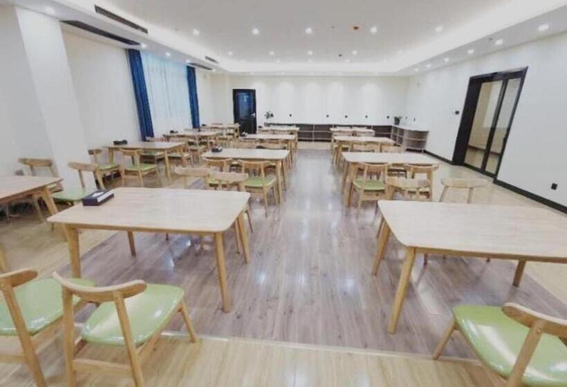 호텔 Greentree Inn Express Jiangsu Taizhou North High Speed Railway Station