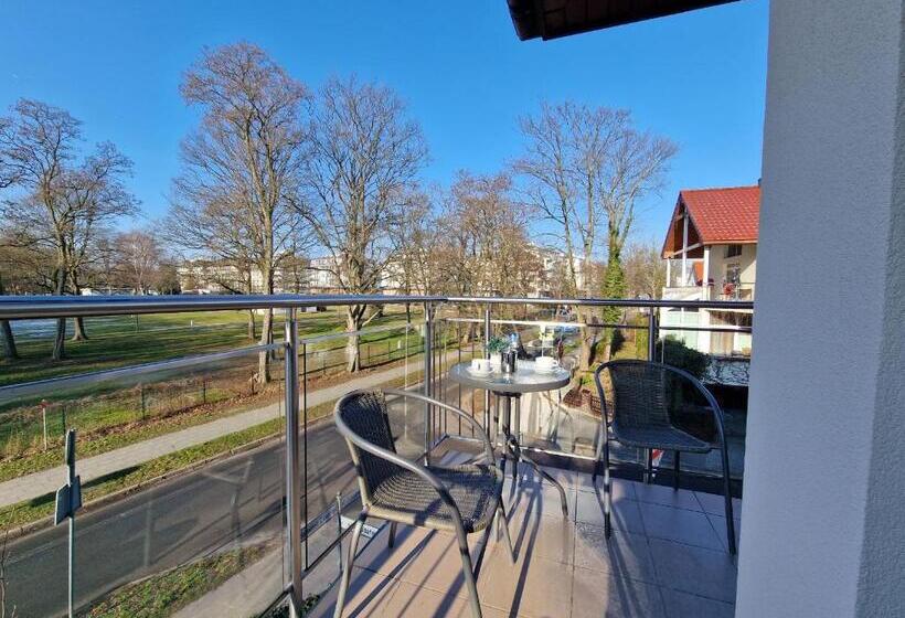 هتل Villa Cristal