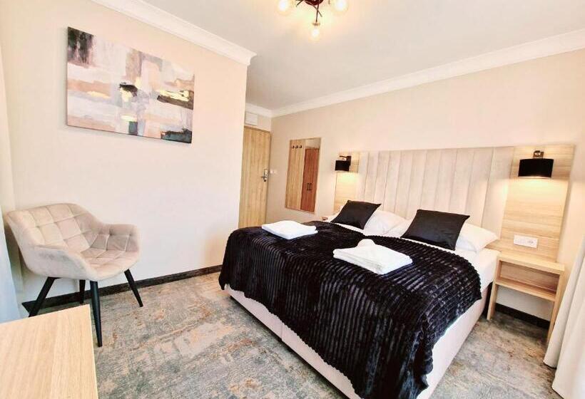 هتل Villa Cristal