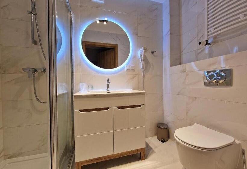 هتل Villa Cristal