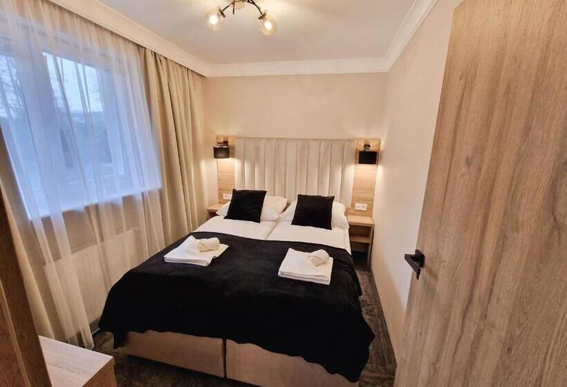 هتل Villa Cristal